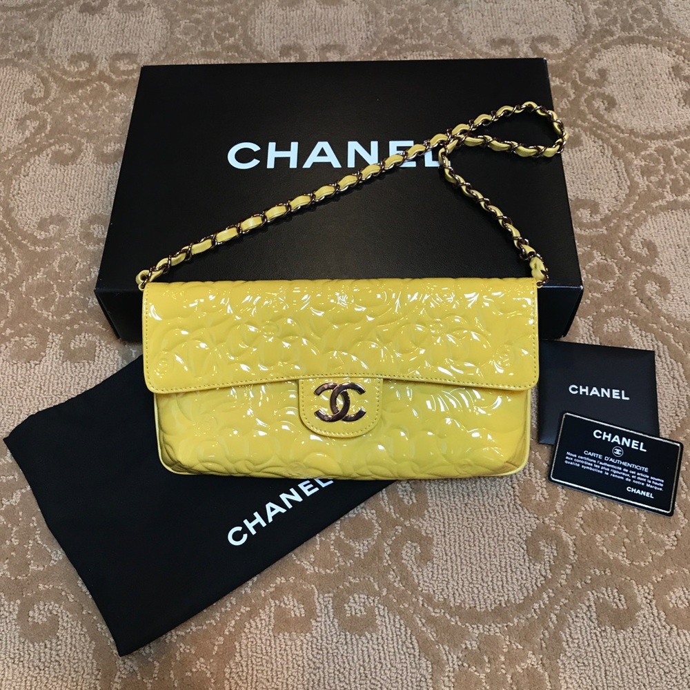 Chanel patent leather yellow bag with rose gold